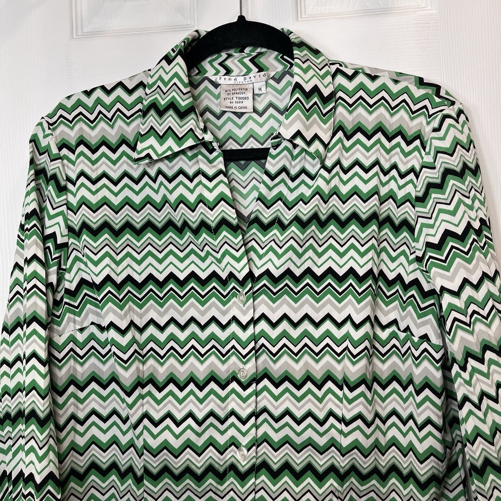 Fred David Women Medium Stretch Blouse Top 3/4 Sleeve Green Black White Chevron